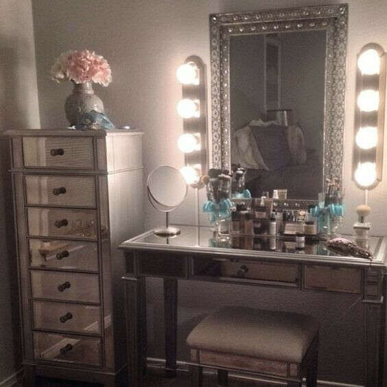 makeup area