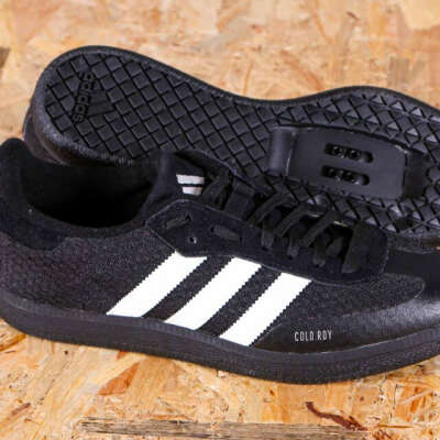 Кроссовки Adidas Velosamba