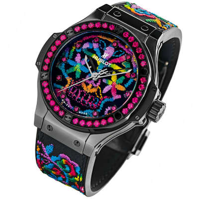 Часы Hublot украсили вышивкой в стиле калаверы