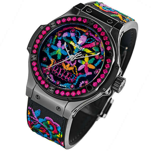 Часы Hublot украсили вышивкой в стиле калаверы