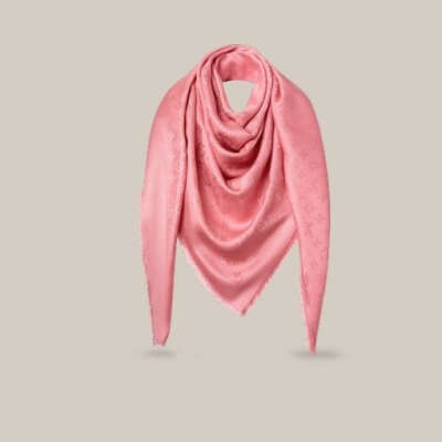 http://m.louisvuitton.ru/mobile/rus_RU/Коллекции/Для-женщин/Аксессуары/Шарфы-и-текстиль/products/Шаль-Monogram-WO-AESTHETIC-LINE-M75241