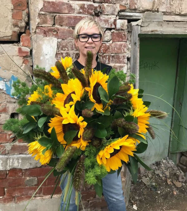 букет с подсолнухами