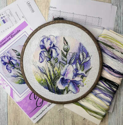 Набор для вышивания "Ирисы" от LkaCrossStitch
