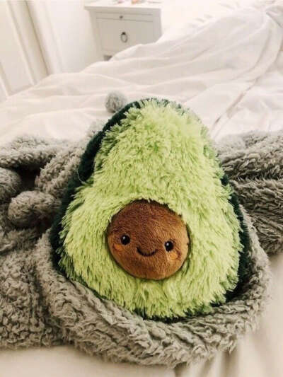 Авокадо игрушка