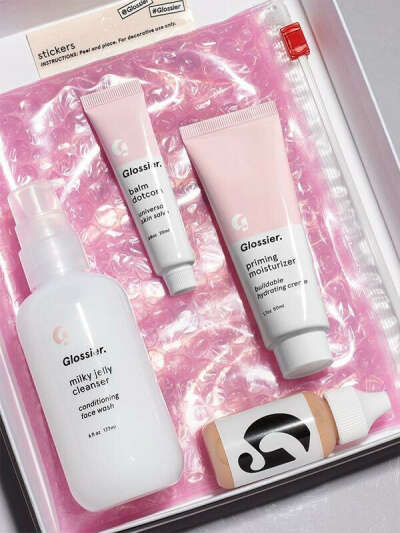 косметика от Glossier