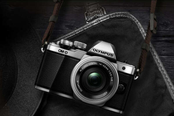Фотоаппарат Olympus OM-D E-M10 Mark II Kit 14-150 mm F/4-5.6 II Silver-Black