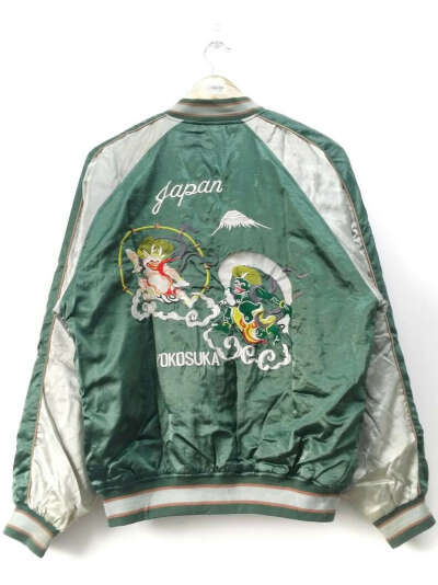 Какой-нибудь Sukajan Bomber Jacket
