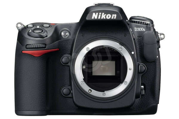 Зеркальный фотоаппарат Nikon D300s Body