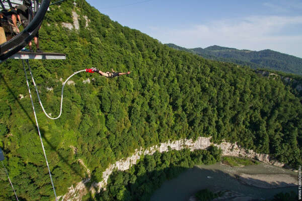 Прыгнуть c Bungy 207 в Sky Park