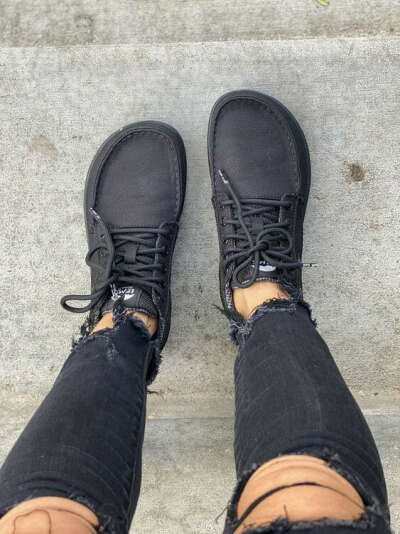 Barefoot