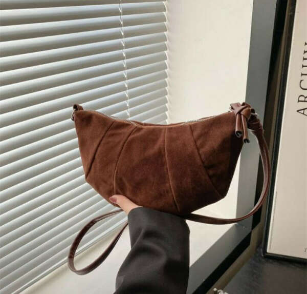 Сумка замшевая маленькая коричневая